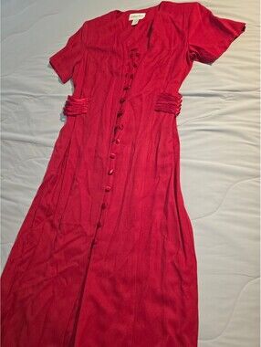 Elegant Sophia Rose Dress w Gorgeous Satin Buttons & Belt Deco - 18 red